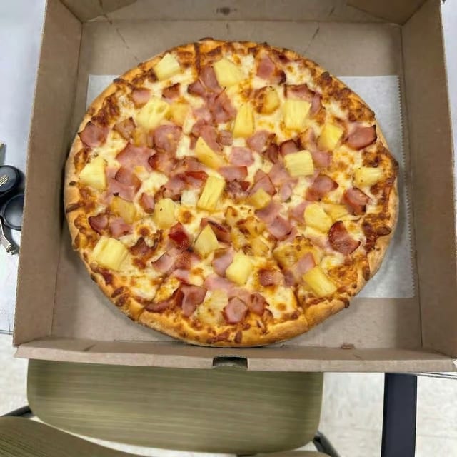 Buffalo Chicken Pizza.
